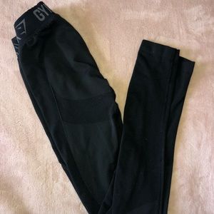 Black Gymshark Leggings SMALL